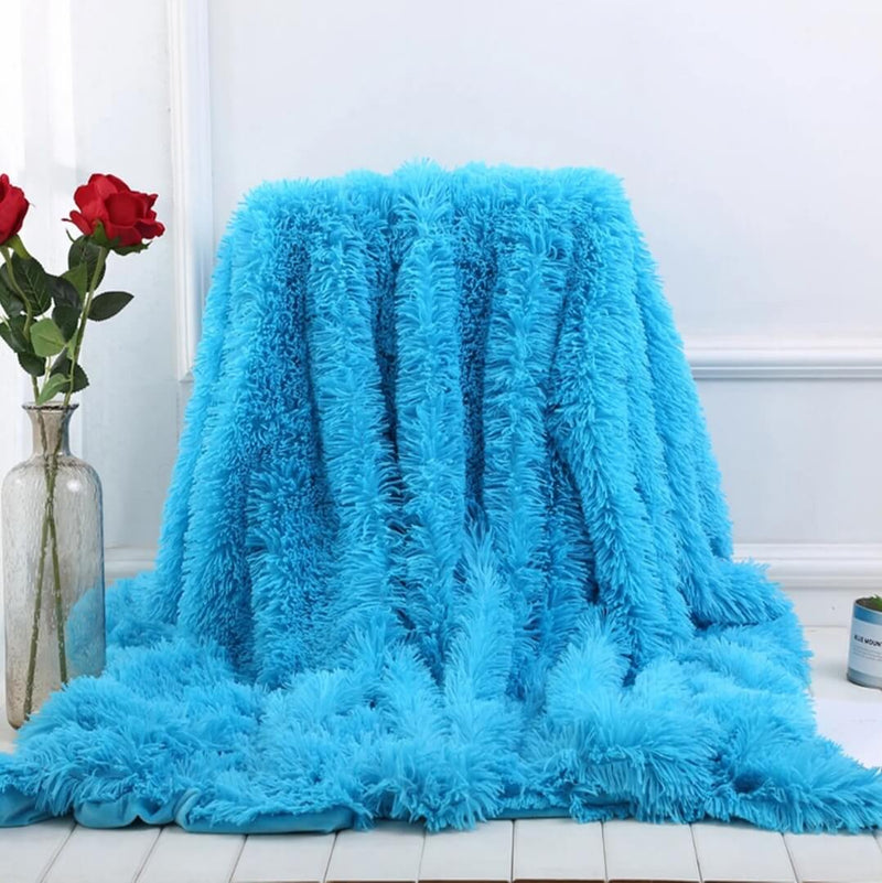 Soft Warm Fleece Blanket - Cuddly Plush Sofa Throw (Blue Sky)