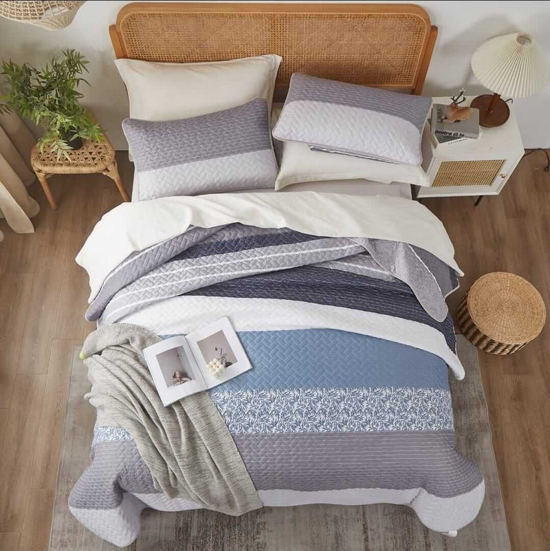 2025 Jacquard Striped Quilted Bedspread Coverlet Sets (3Pcs)