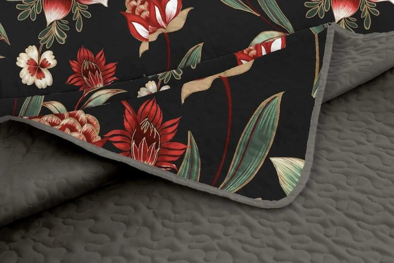 Black Base Rose Floral Coverlet Set-Quilted Bedspread Sets (3Pcs)