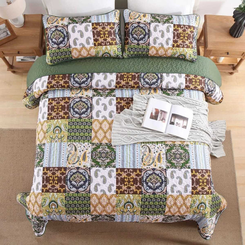 Green Base Multicolor Patchwork Quilted Bedspread Coverlet Set (3Pcs)