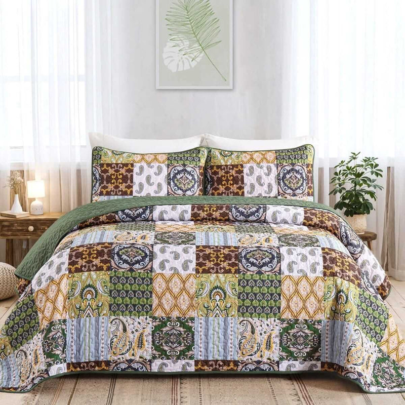 Green Base Multicolor Patchwork Quilted Bedspread Coverlet Set (3Pcs)