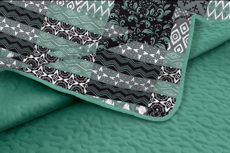 Multicolor Patchwork Bedspread Coverlet Sets (3Pcs)