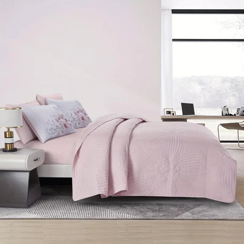 2025 Pink Base Floral Quilted Bedspread Coverlet Sets (3Pcs)