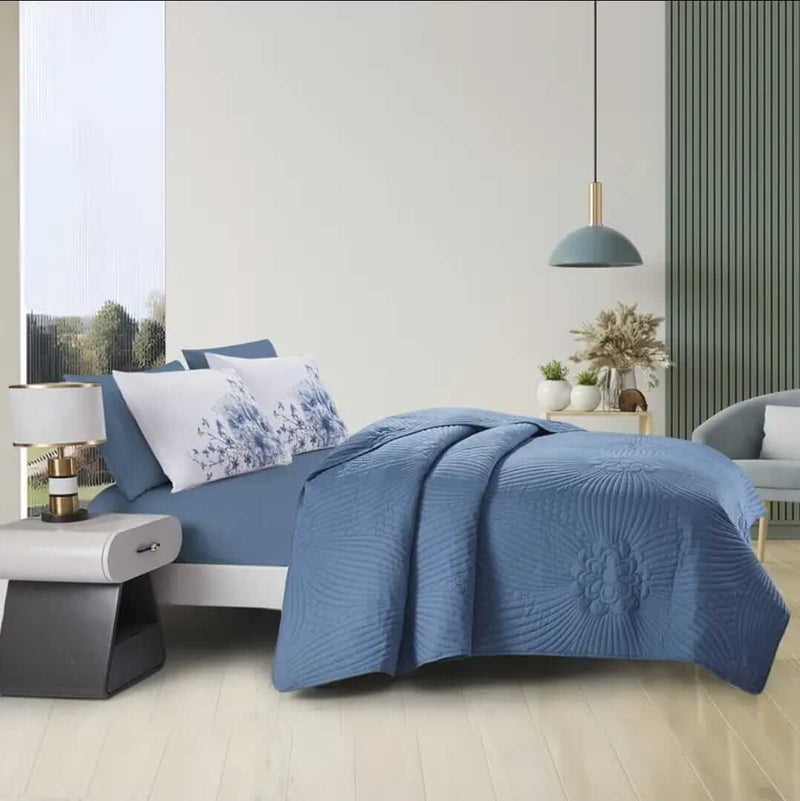 2025 Blue Base Floral Quilted Bedspread Coverlet Sets (3Pcs)