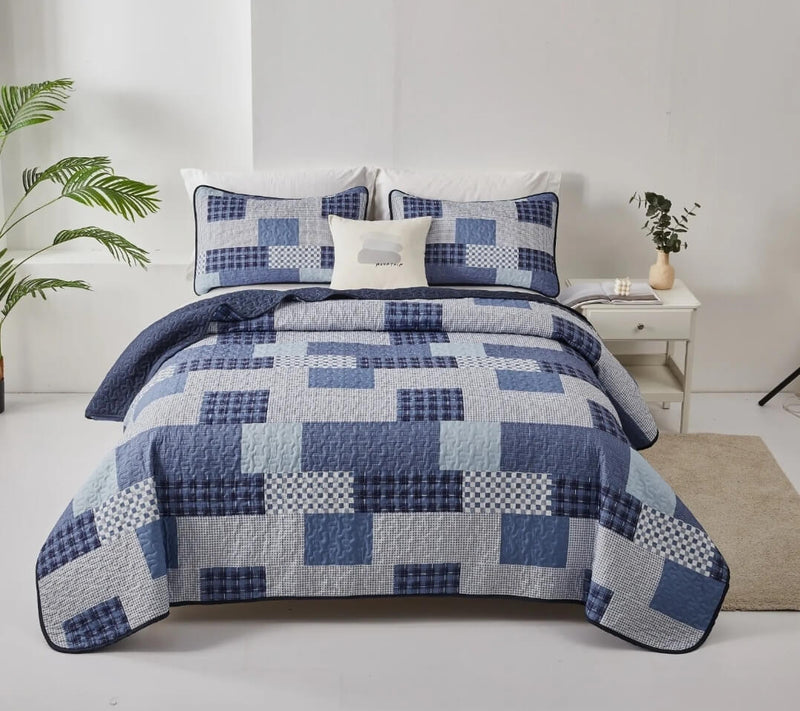 Blue Blocked Pattern Quilted Bedspread Coverlet Sets (3Pcs)