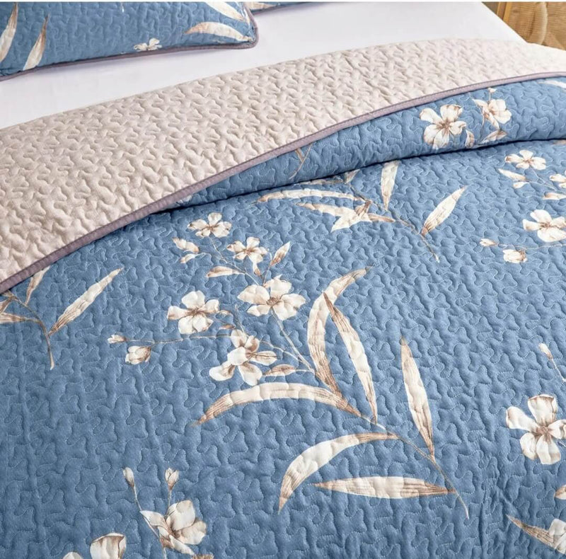 Blue Base Floral Quilted Bedspread Coverlet Sets (3Pcs)