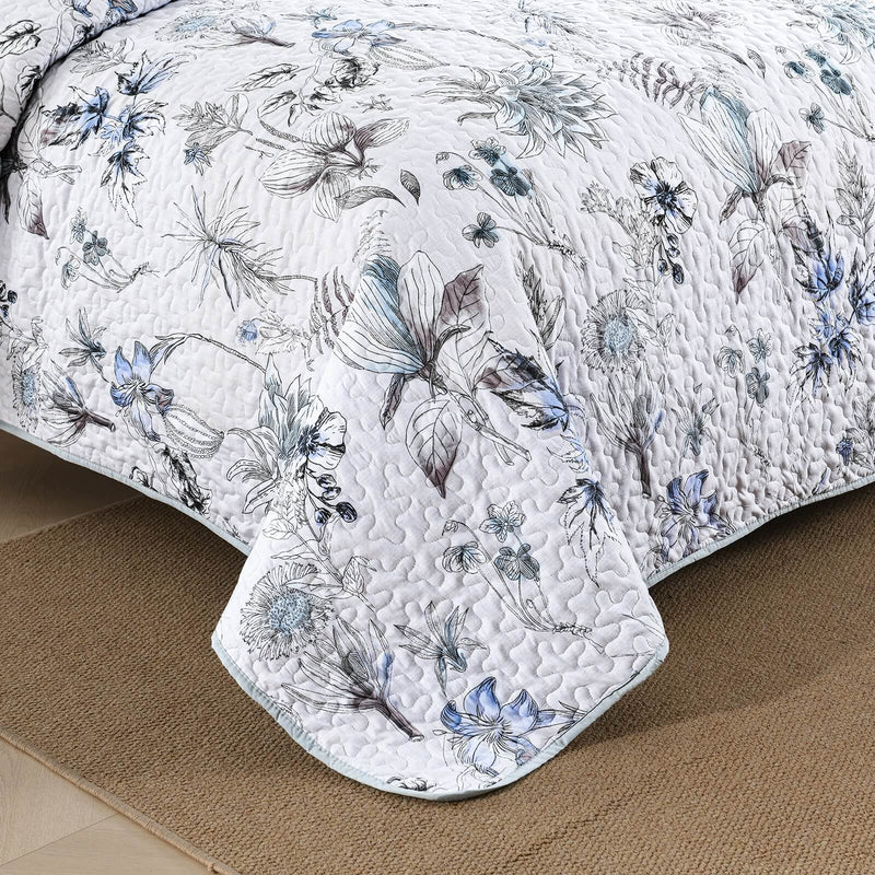 White with Blue Floral Botanical Design-Quilted Bedspread Sets (3Pcs)
