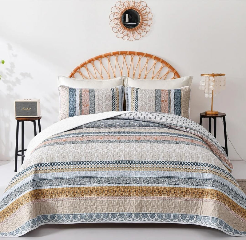 2025 Beige Base Striped Bedspread Coverlet Sets (3Pcs)