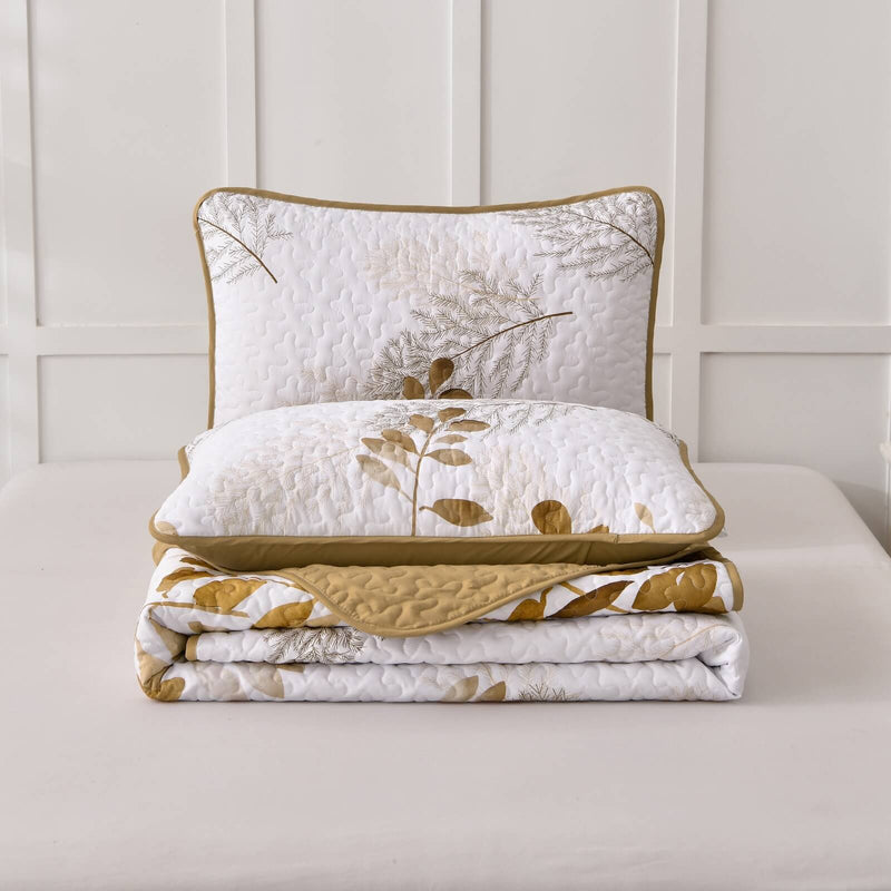 Gold Leaf Pattern Quilted Bedspread Coverlet Sets (3Pcs)