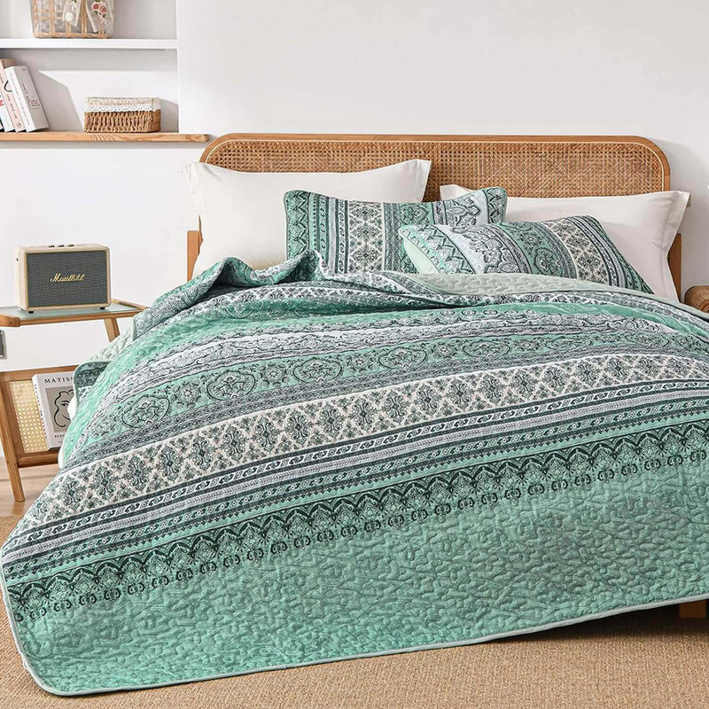 2025 Jacquard Patchwork Quilted Bedspread Coverlet Sets (3Pcs)