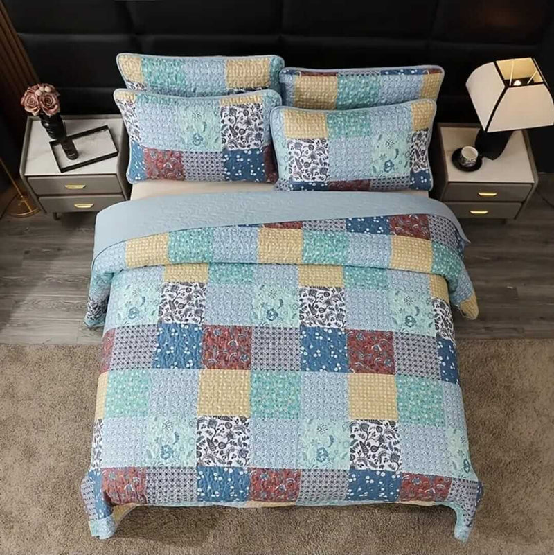 2025 Ocean Color Patchwork Quilted Bedspread Coverlet Sets (3Pcs)