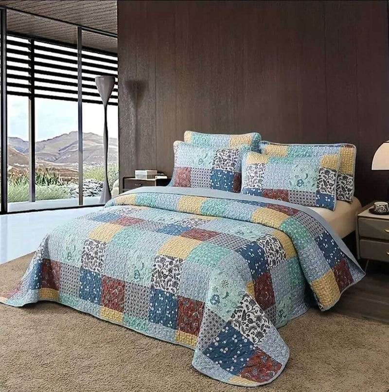2025 Ocean Color Patchwork Quilted Bedspread Coverlet Sets (3Pcs)