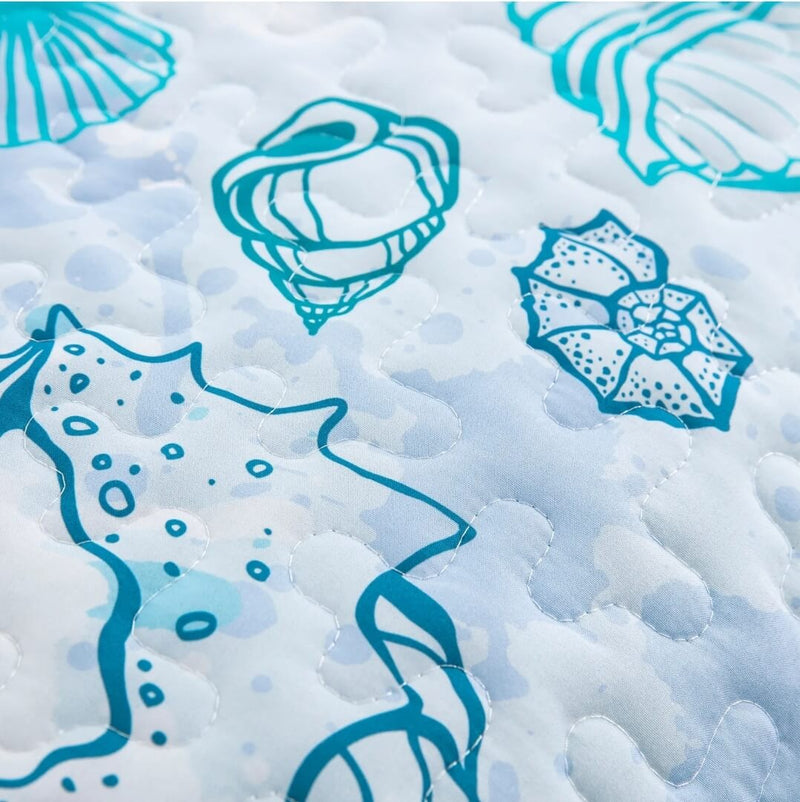 Ocean Breeze Seashell Quilted Bedspread Coverlet Set (3Pcs)