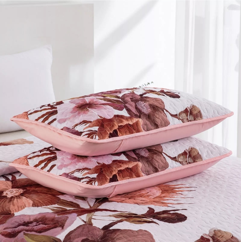 Baby Pink Floral Quilted Bedspread Coverlet Sets (3Pcs)