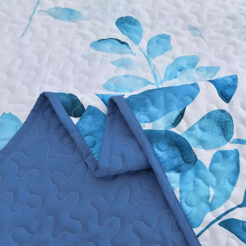 Sky Blue Botanical Quilted Bedspread Coverlet Sets (3Pcs)