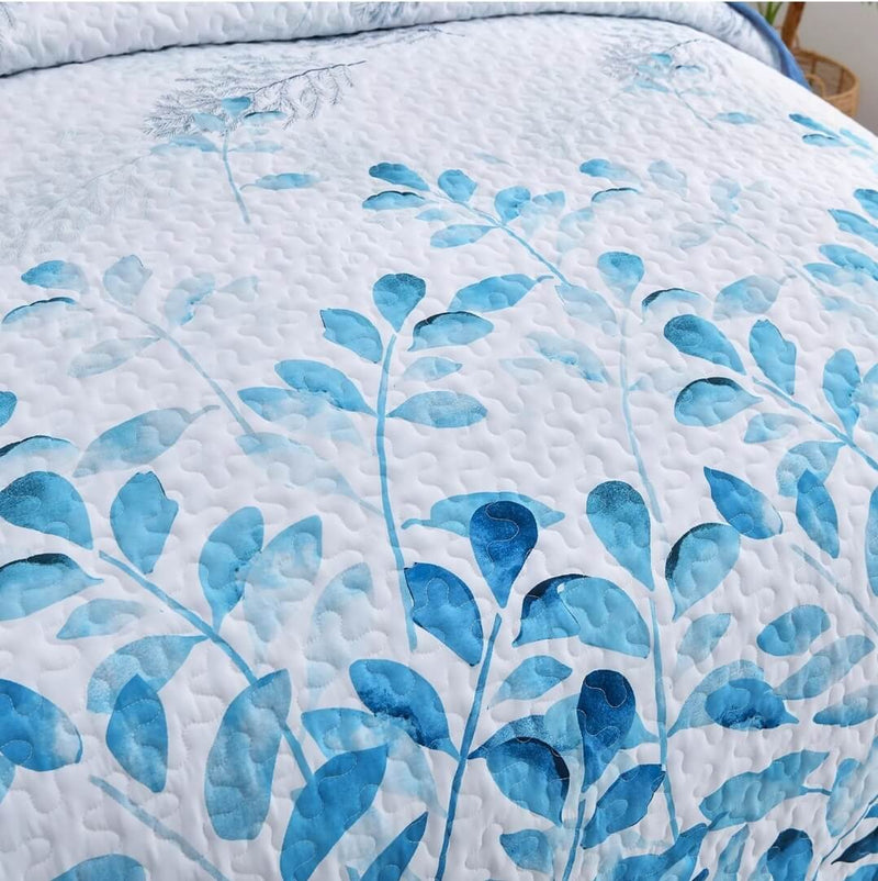 Sky Blue Botanical Quilted Bedspread Coverlet Sets (3Pcs)