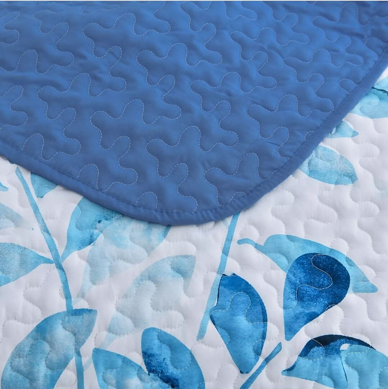 Sky Blue Botanical Quilted Bedspread Coverlet Sets (3Pcs)