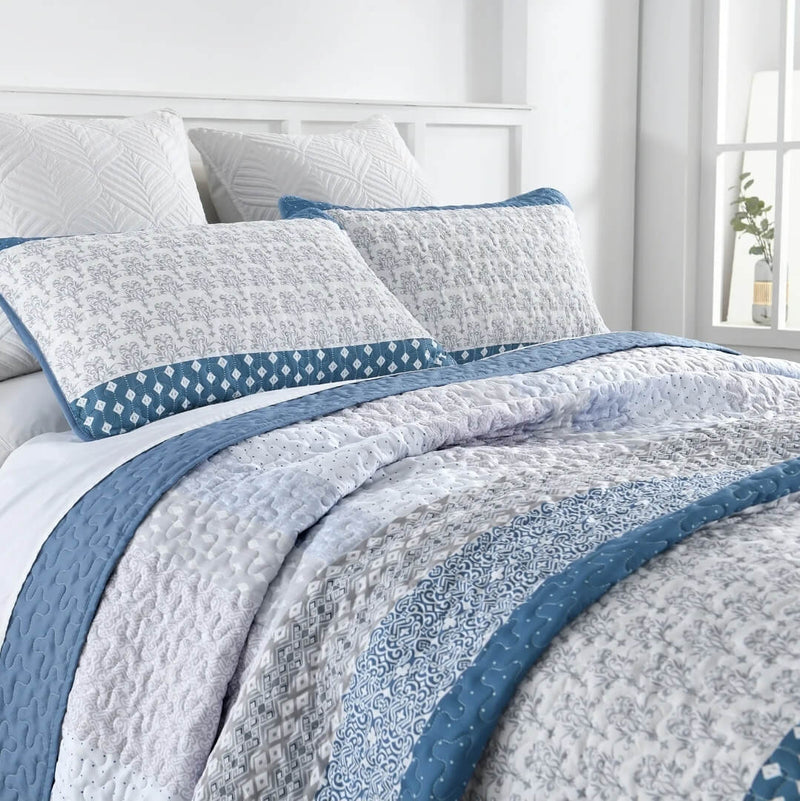 2025 Blue Striped Quilted Bedspread Coverlet Sets (3Pcs)