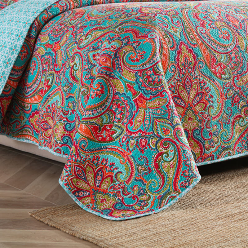 100% Cotton Multicolor Floral Bedspread Set – Soft & Breathable Coverlet Set (3Pcs)