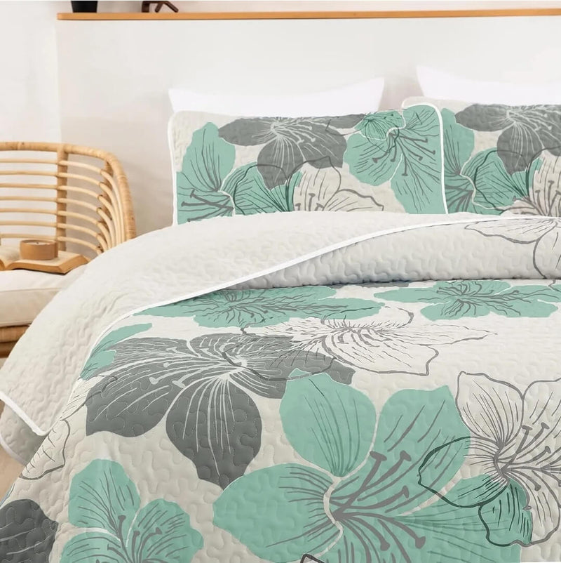 Greyish Green Floral Bedspread Coverlet Sets (3Pcs)