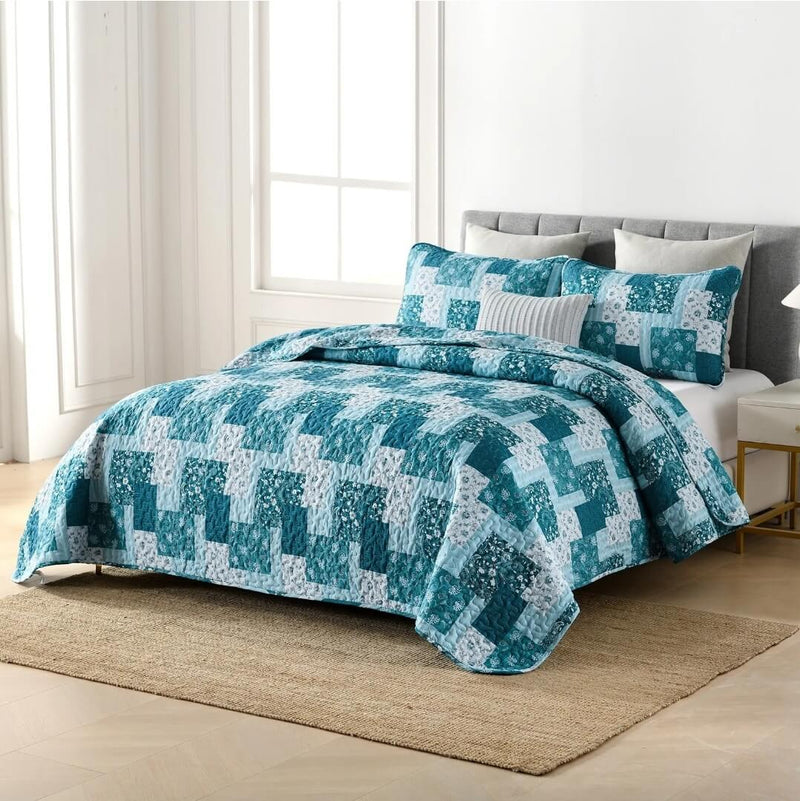 Sky Blue Striped Quilted Bedspread Coverlet Sets (3Pcs)