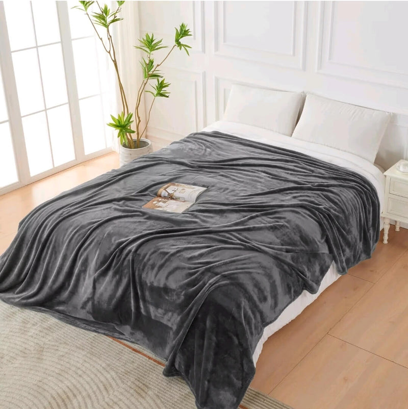 Flannel Fleece Blanket - Cuddly Plush Sofa Throw (Grey)