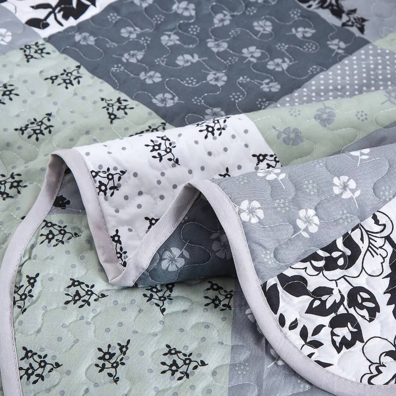 2025 Greyish Patchwork Quilted Bedspread Coverlet Sets (3Pcs)