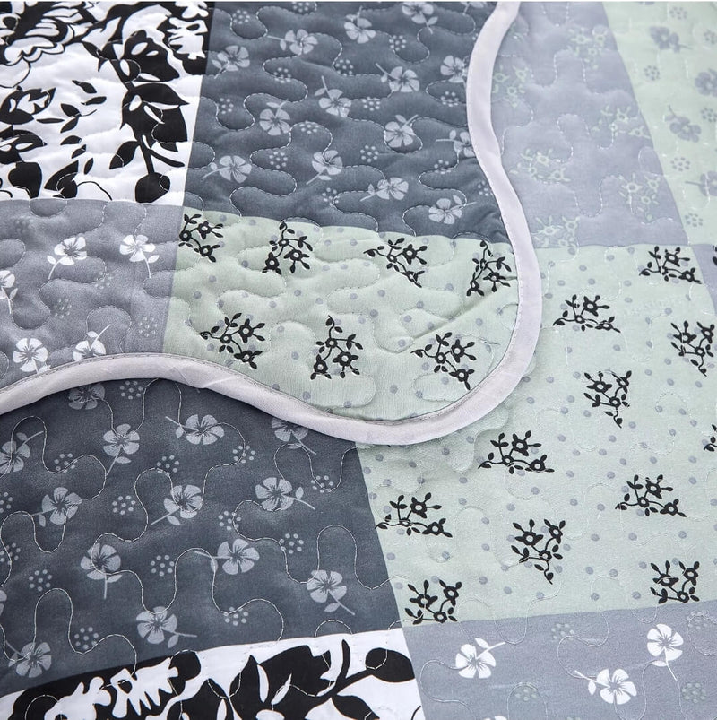 2025 Greyish Patchwork Quilted Bedspread Coverlet Sets (3Pcs)