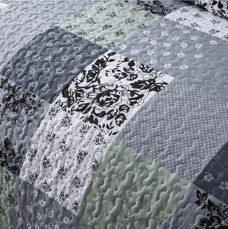 2025 Greyish Patchwork Quilted Bedspread Coverlet Sets (3Pcs)