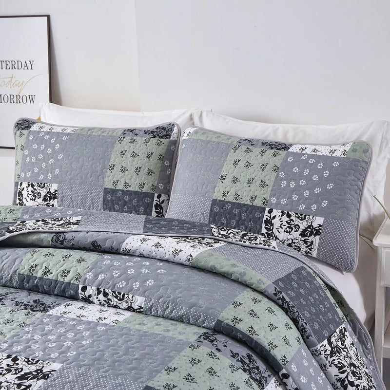 Greyish Bohemian Coverlet Set-Floral Quilted Bedspread Sets (3Pcs)