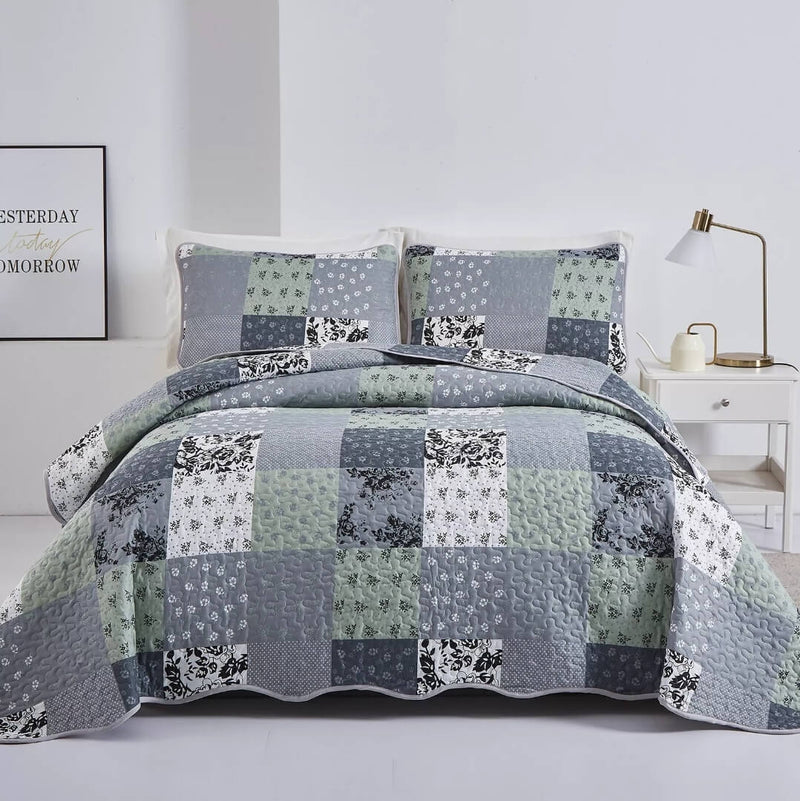 Greyish Bohemian Coverlet Set-Floral Quilted Bedspread Sets (3Pcs)