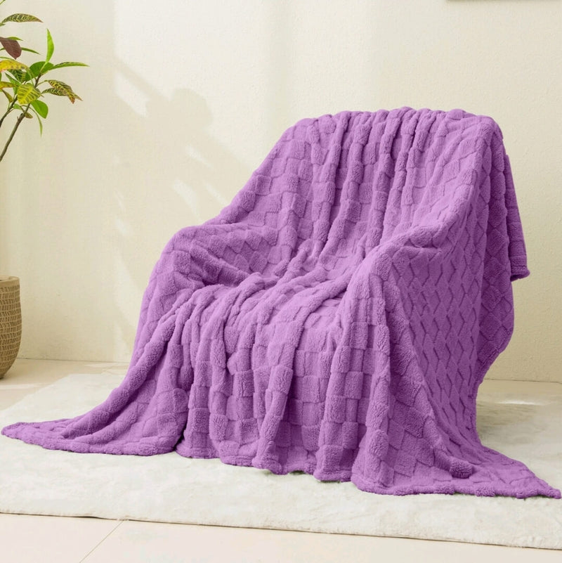 Soft Warm Fluffy Blanket - Cuddly Plush Sofa Throw (Lavender)