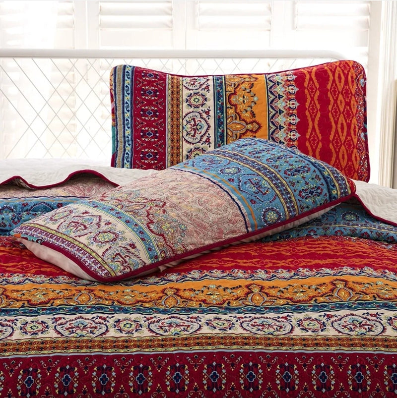 Indian Style Bohemian Bedspread Set – Patchwork Quilt Coverlet (3Pcs)