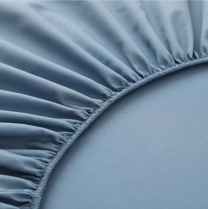 Blue Striped Quilted 7 Piece Comforter & Fitted/Flat Sheet Set Pillowcases