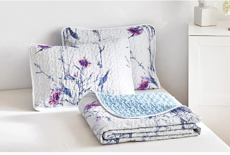 Blue White Floral Quilted Bedspread Coverlet Sets (3Pcs)